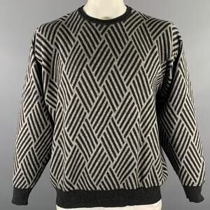 NEIMAN MARCUS Size L Grey Black Cashmere Crew-Neck Sweater